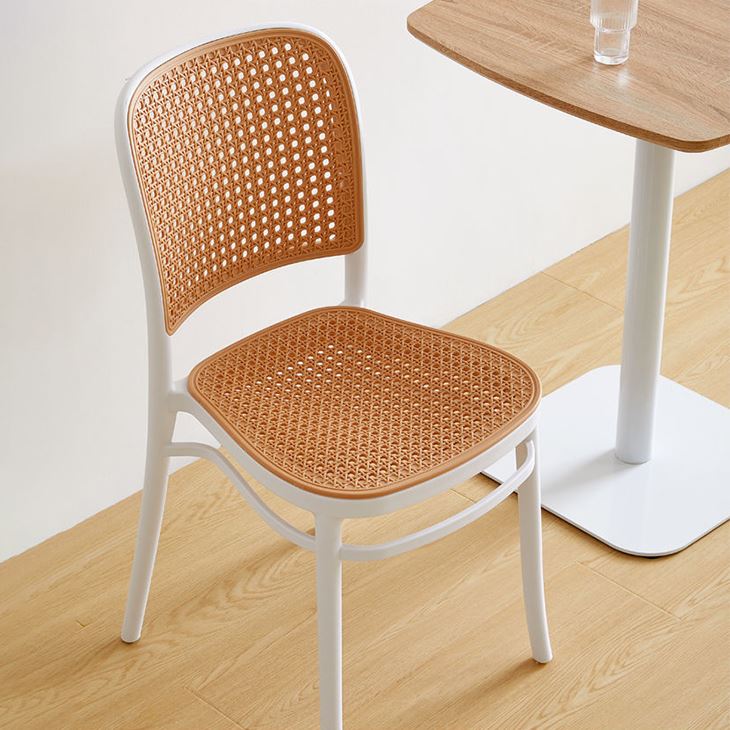 Kunststof tuinstoelen